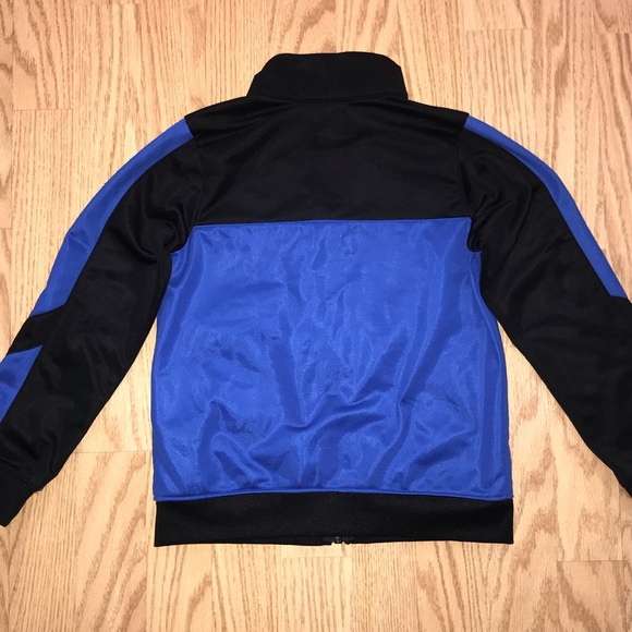 Boys Nike Zip Up Jacket - Picture 2 of 5
